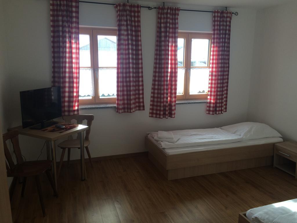 Stangl-Hof Hotel Forstinning Ngoại thất bức ảnh